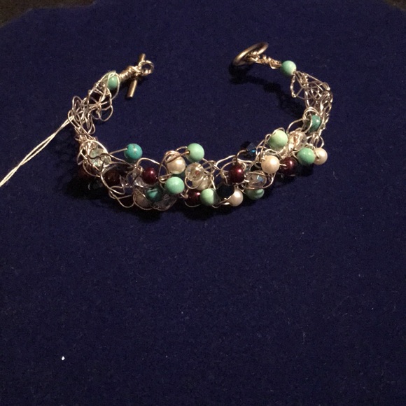 Bracelet - Picture 1 of 3